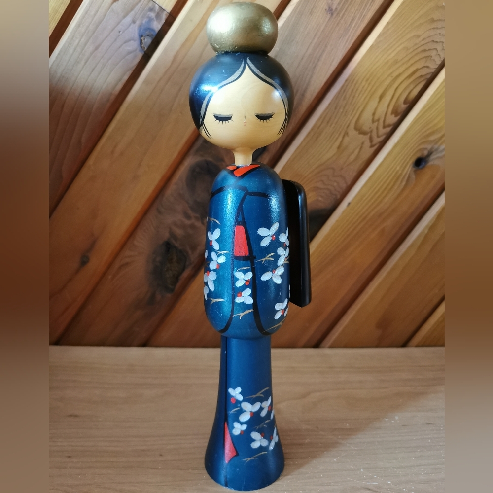 Vintage Kokeshi Doll - Picture 7 of 7